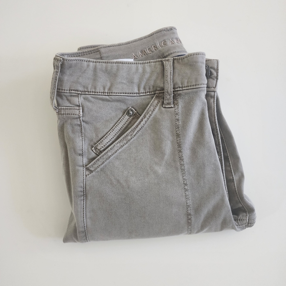 American Eagle Cargo Pants Size 2 - Picture 9 of 9